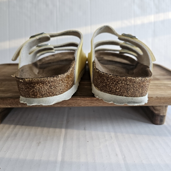 Birkenstock Florida 230 Sandal size EU 36 yellow triple strap - Picture 8 of 15